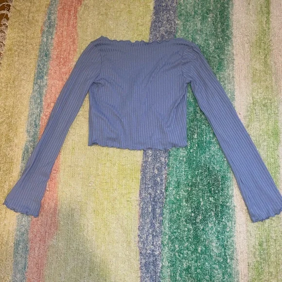 Like New Tie Front Blouse - Picture 7 of 8